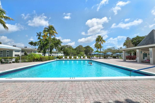 3402 Bimini Lane E2, Coconut Creek, FL 33066