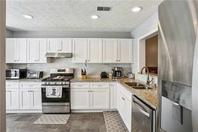 2901 Lenox Road NE 502, Atlanta, GA 30324