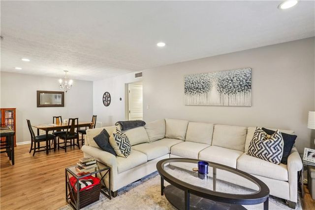 2901 Lenox Road NE 502, Atlanta, GA 30324