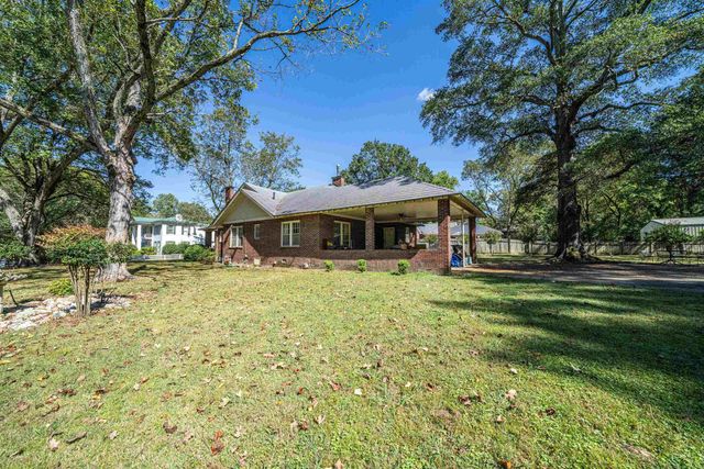 307 CHURCH ST, Somerville, TN 38068