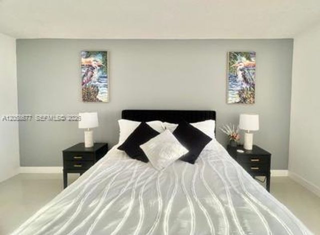 2030 S Ocean Drive 903, Hallandale Beach, FL 33009