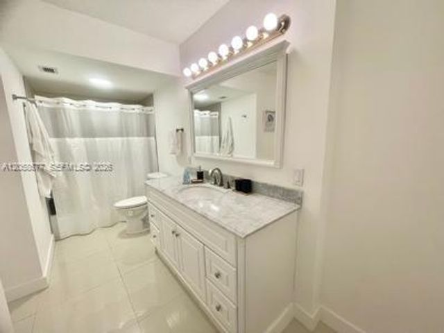 2030 S Ocean Drive 903, Hallandale Beach, FL 33009