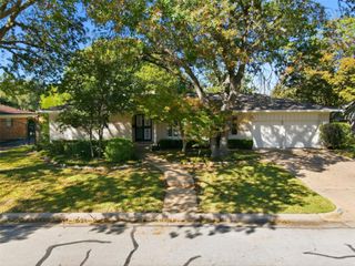4536 Cloudview Road, Fort Worth, TX 76109