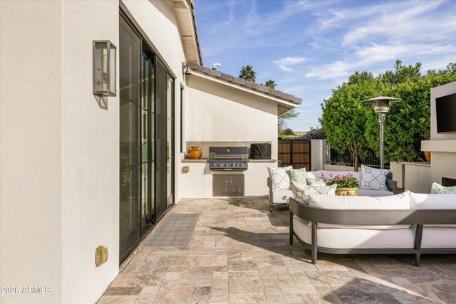 5635 E LINCOLN Drive 33, Paradise Valley, AZ 85253