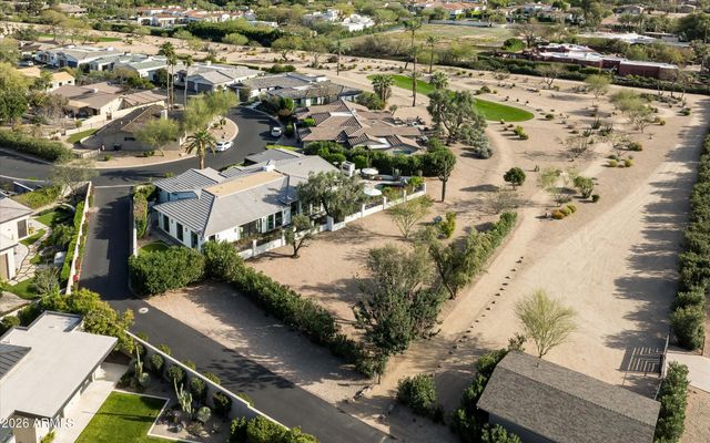 5635 E LINCOLN Drive 33, Paradise Valley, AZ 85253