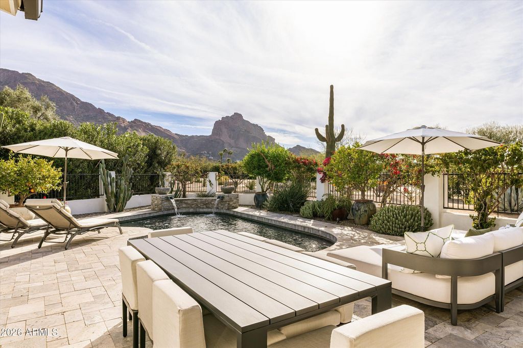 Image 40 of property listing at 5635 E LINCOLN Drive 33, Paradise Valley, AZ 85253