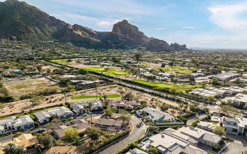 Image 53 of property listing at 5635 E LINCOLN Drive 33, Paradise Valley, AZ 85253