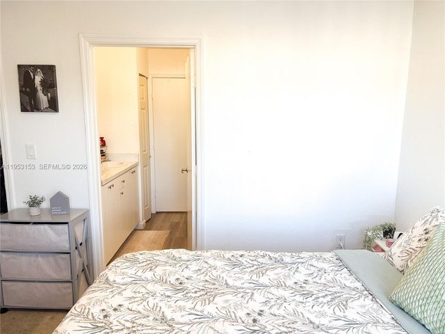 243 SW 6th Ln, Florida City, FL 33034