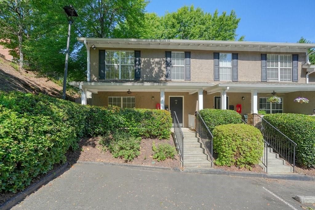 3180 Seven Pines Court 101, Atlanta, GA 30339