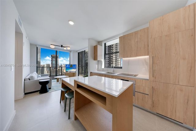 11 NE 6th St 3209, Miami, FL 33132