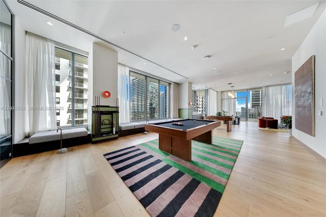 11 NE 6th St 3209, Miami, FL 33132