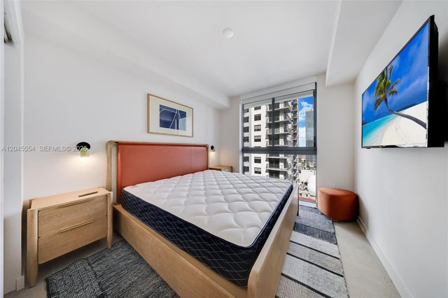 11 NE 6th St 3209, Miami, FL 33132