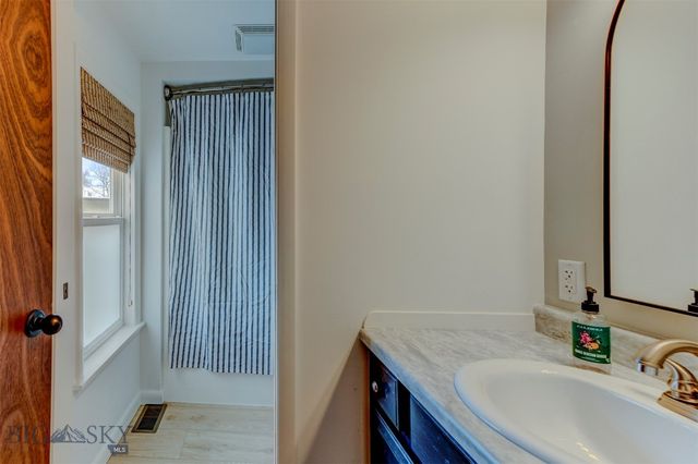 520 S 8th Street, Livingston, MT 59047