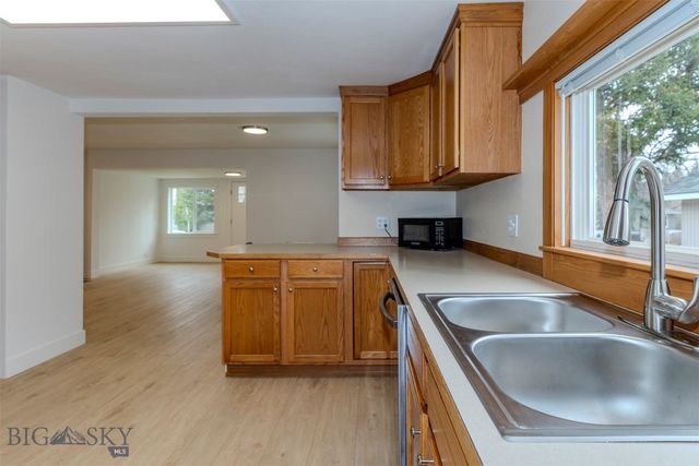 520 S 8th Street, Livingston, MT 59047