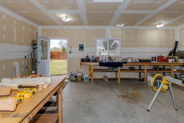 520 S 8th Street, Livingston, MT 59047