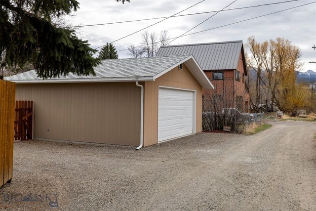 520 S 8th Street, Livingston, MT 59047