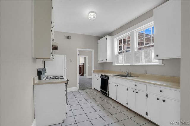 1135 S Perry Street, Montgomery, AL 36104
