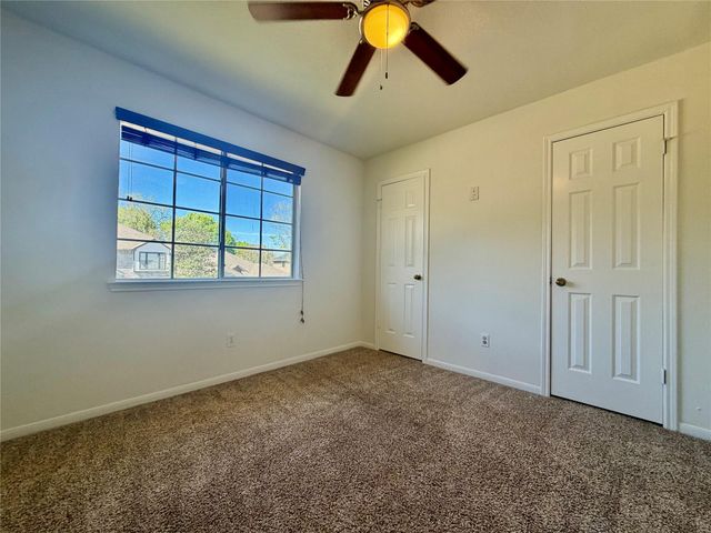 16907 Dusty Mill Drive W, Sugar Land, TX 77498