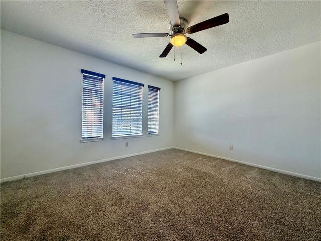 16907 Dusty Mill Drive W, Sugar Land, TX 77498