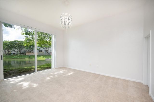 445 NE 21st Ave, Homestead, FL 33033