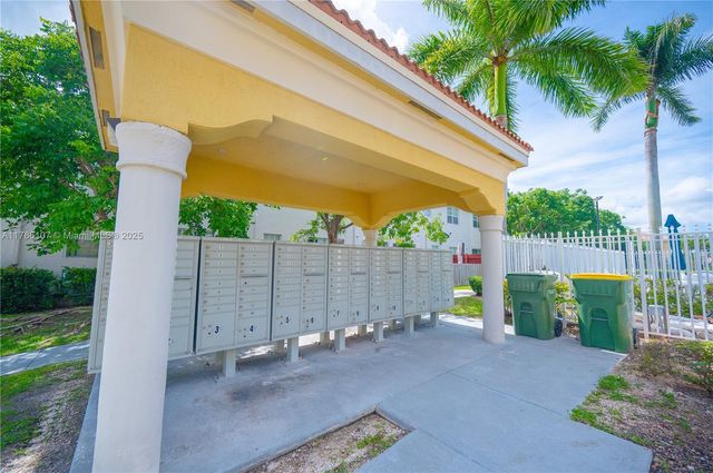 445 NE 21st Ave, Homestead, FL 33033