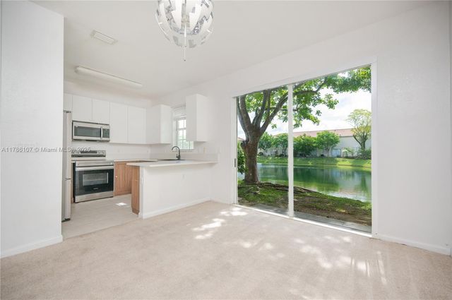 445 NE 21st Ave, Homestead, FL 33033