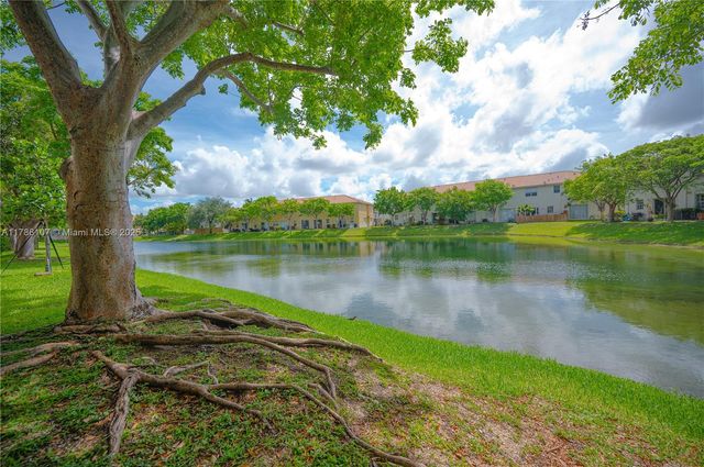 445 NE 21st Ave, Homestead, FL 33033