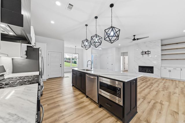 2125 Gap Creek Drive, Sherwood, AR 72120