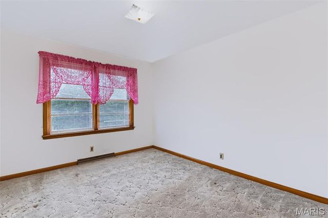 219 Mexico Road, Wentzville, MO 63385