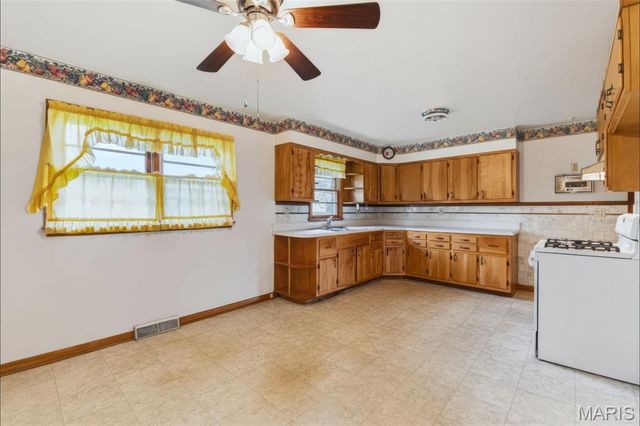 219 Mexico Road, Wentzville, MO 63385