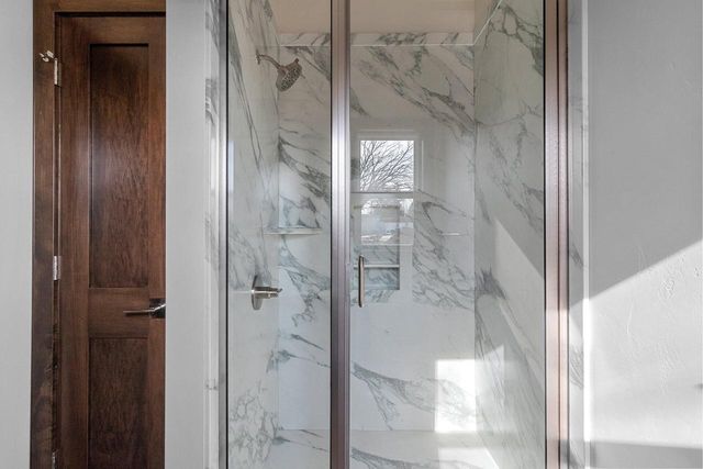 4631 Ridge COURT, Manitowoc, WI 54220