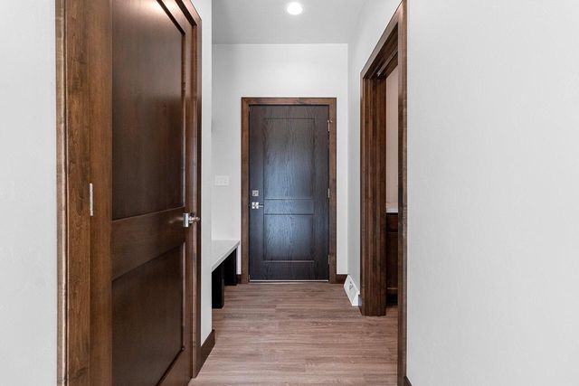 4631 Ridge COURT, Manitowoc, WI 54220