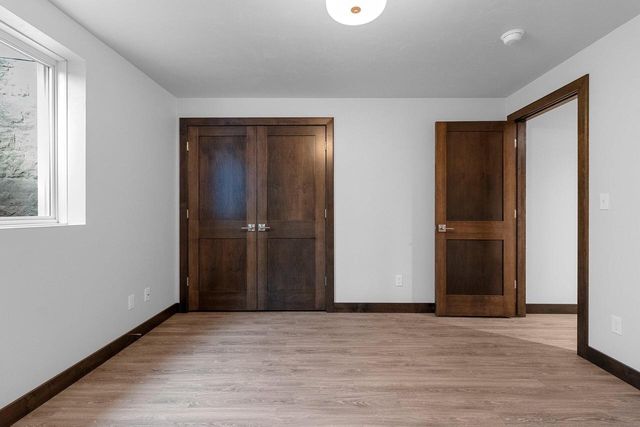 4631 Ridge COURT, Manitowoc, WI 54220