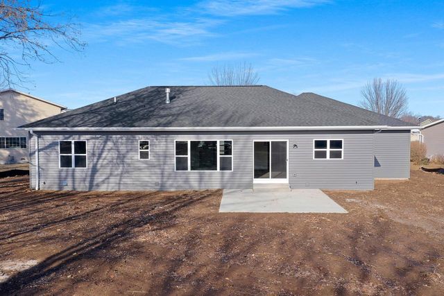 4631 Ridge COURT, Manitowoc, WI 54220