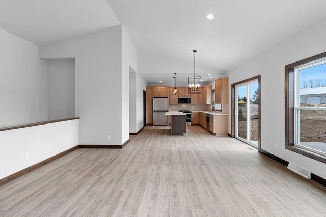 4631 Ridge COURT, Manitowoc, WI 54220