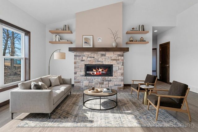 4631 Ridge COURT, Manitowoc, WI 54220