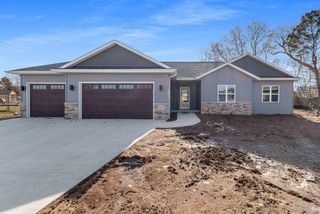 4631 Ridge COURT, Manitowoc, WI 54220