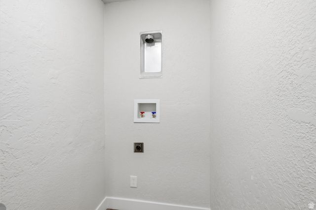 4736 W 5215 S, Kearns, UT 84118