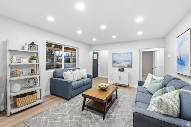 4736 W 5215 S, Kearns, UT 84118