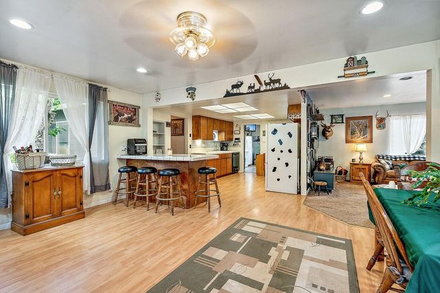 5461 Riverbanks Road, Grants Pass, OR 97527