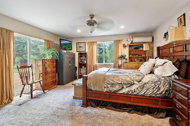 5461 Riverbanks Road, Grants Pass, OR 97527