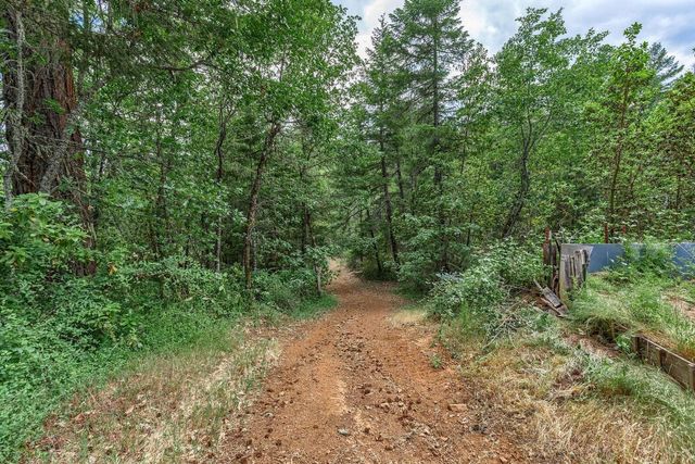 5461 Riverbanks Road, Grants Pass, OR 97527