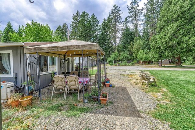 5461 Riverbanks Road, Grants Pass, OR 97527