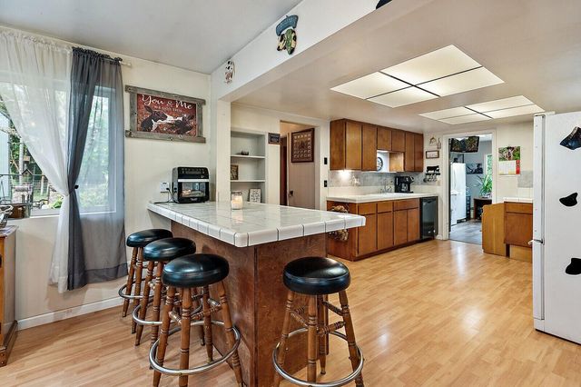 5461 Riverbanks Road, Grants Pass, OR 97527