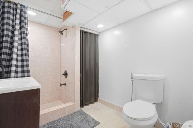 29103 Barkley Street, Livonia, MI 48154
