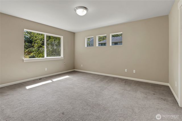 35320 4th Place SW, Federal Way, WA 98023
