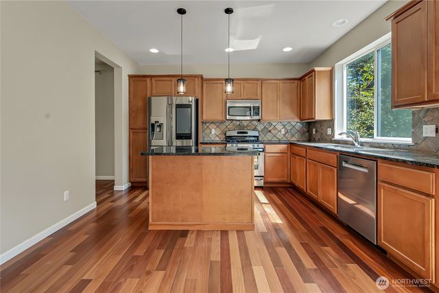 35320 4th Place SW, Federal Way, WA 98023