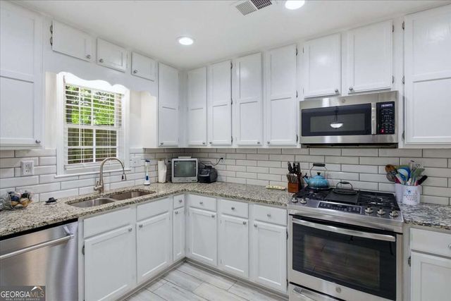 5052 Rodrick Trail, Marietta, GA 30066