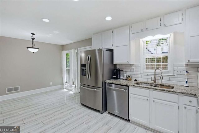 5052 Rodrick Trail, Marietta, GA 30066