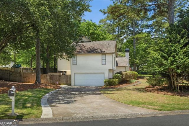 5052 Rodrick Trail, Marietta, GA 30066